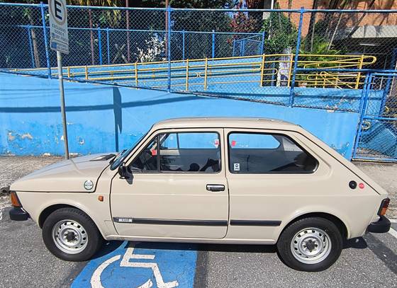 FIAT 147 1.3 C 8V ÁLCOOL 2P MANUAL FIAT 147 1.3 C 8V ÁLCOOL 2P MANUAL